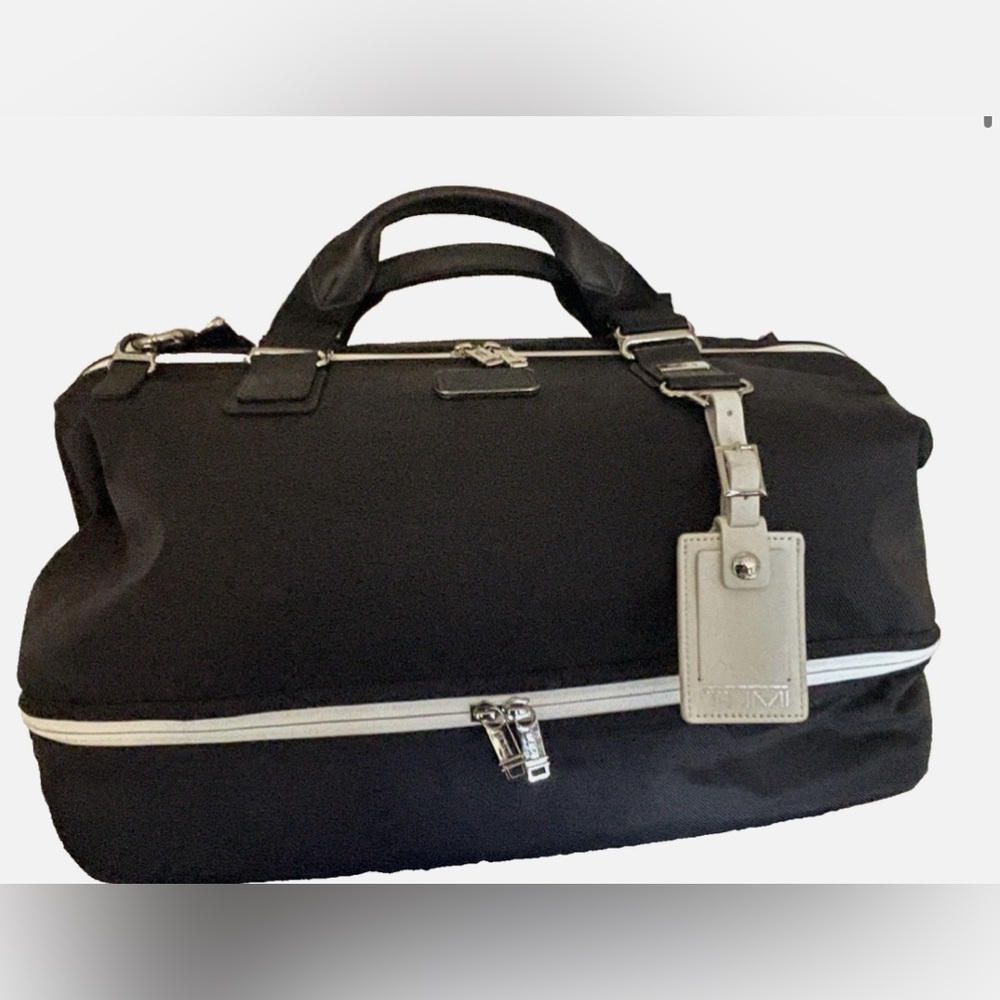 Tumi Lexus Weekender Duffle Tote Bag Black Nylon White Stitching Limited Edition